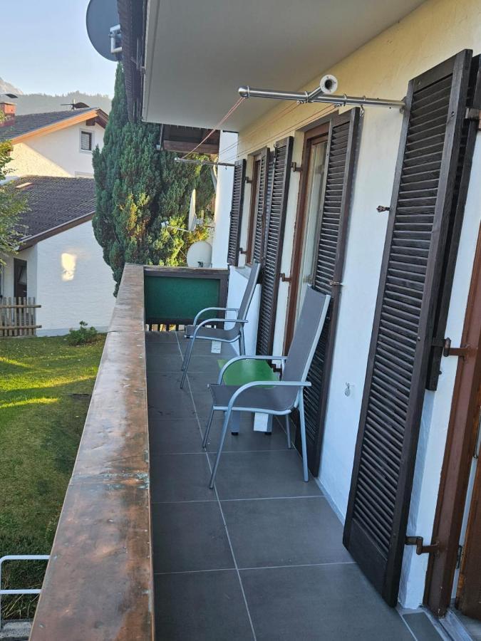 Ferienwohnung Alpencity Гармиш-Партенкирхен Екстериор снимка